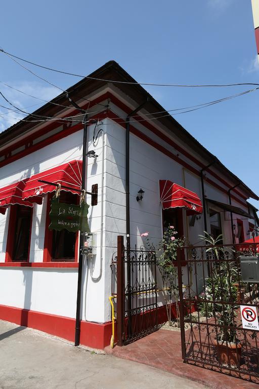 La Storia Guest House Pitesti Ngoại thất bức ảnh